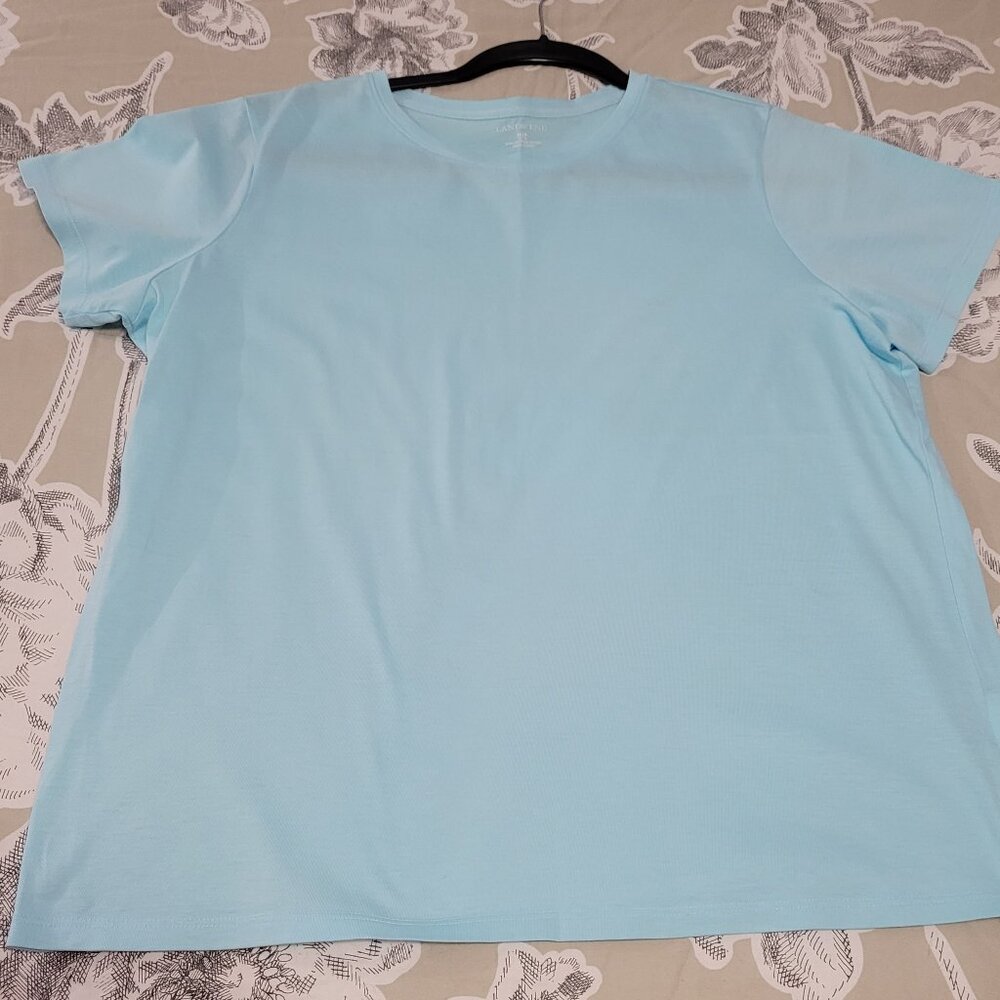 Lands' End Aqua Blue Supima Cotton Crew-Neck Short Sleeve T Shirt. Medium Petite